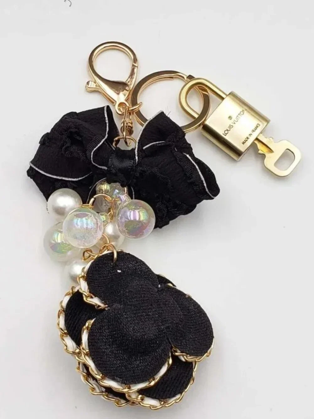LV Gold Padlock Authentic 🔑 Luxury Bag Charm w/ Unbranded Flower Keychain
